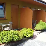 Rajska Mierzeja , Sauna , Jakuzzi ,basen Z Podgrzewana Woda , Klimatyzacja-ogrzewanie , Plac Zabaw , Rowery , Taras Rum i privatbostad Sarbinowo