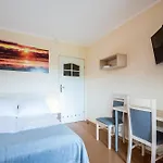 Rajska Mierzeja , Sauna , Jakuzzi ,basen Z Podgrzewana Woda , Klimatyzacja-ogrzewanie , Plac Zabaw , Rowery , Taras Rum i privatbostad