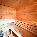 Rajska Mierzeja , Sauna , Jakuzzi ,basen Z Podgrzewana Woda , Klimatyzacja-ogrzewanie , Plac Zabaw , Rowery , Taras Rum i privatbostad