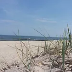 Rum i privatbostad Rajska Mierzeja , Sauna , Jakuzzi ,basen Z Podgrzewana Woda , Klimatyzacja-ogrzewanie , Plac Zabaw , Rowery , Taras *