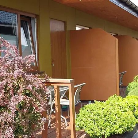 Rajska Mierzeja , Sauna , Jakuzzi ,basen Z Podgrzewana Woda , Klimatyzacja-ogrzewanie , Plac Zabaw , Rowery , Taras Проживание в семье