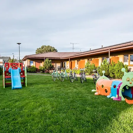 Quarto em Acomodações Particulares Rajska Mierzeja , Sauna , Jakuzzi ,basen Z Podgrzewana Woda , Klimatyzacja-ogrzewanie , Plac Zabaw , Rowery , Taras *