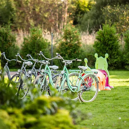 Quarto em Acomodações Particulares Rajska Mierzeja , Sauna , Jakuzzi ,basen Z Podgrzewana Woda , Klimatyzacja-ogrzewanie , Plac Zabaw , Rowery , Taras