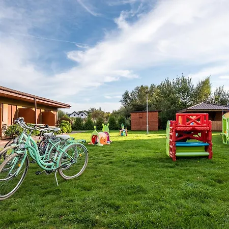 Проживание в семье Rajska Mierzeja , Sauna , Jakuzzi ,basen Z Podgrzewana Woda , Klimatyzacja-ogrzewanie , Plac Zabaw , Rowery , Taras Сарбиново