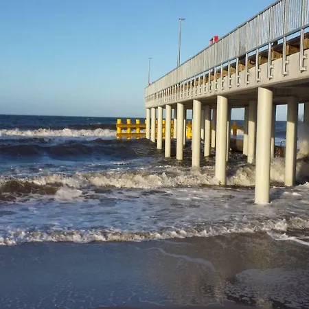 Проживание в семье Rajska Mierzeja , Sauna , Jakuzzi ,basen Z Podgrzewana Woda , Klimatyzacja-ogrzewanie , Plac Zabaw , Rowery , Taras Сарбиново